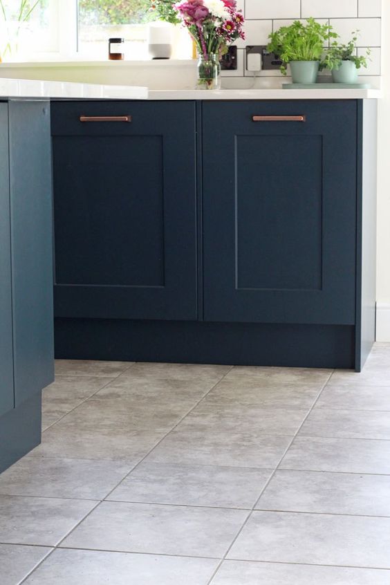 40+ Kitchen Colour Ideas for your Cabinets, Tiles, Flooring, Walls