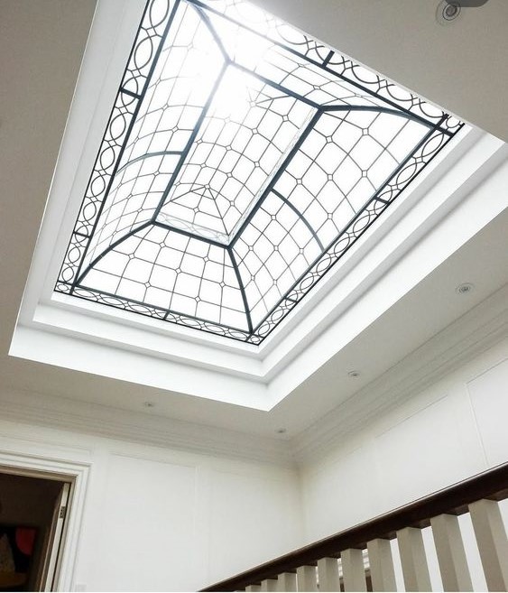 30+ Modern Glass Ceiling Designs Ideas for Bedroom, Bathroom